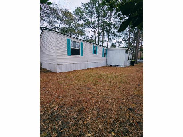 10 Ocean Reef Ln., Murrells Inlet, SC 29576