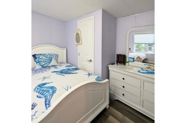 10 Ocean Reef Ln., Murrells Inlet, SC 29576