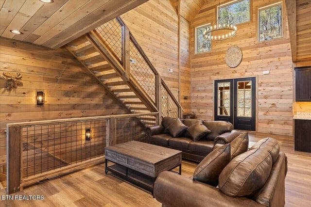2759 Overholt Tr, Sevierville, TN 37862