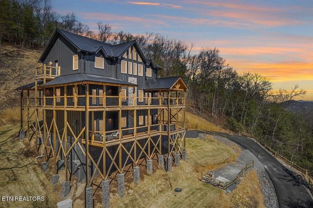 2759 Overholt Tr, Sevierville, TN 37862