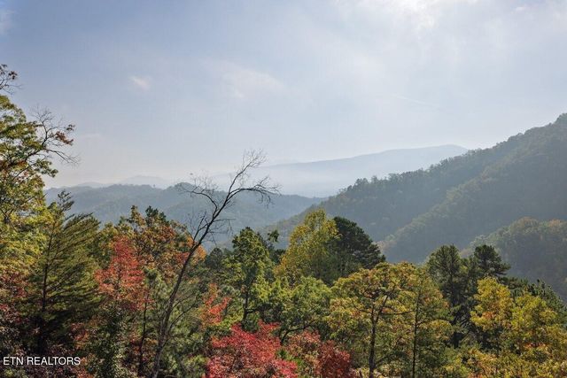 2759 Overholt Tr, Sevierville, TN 37862