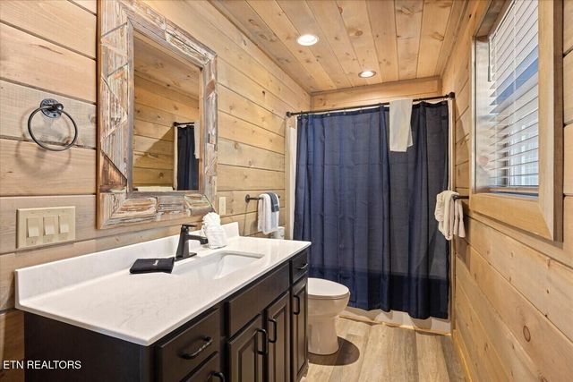 2759 Overholt Tr, Sevierville, TN 37862