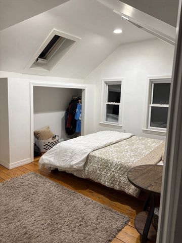 122 Sylvia St, Arlington, MA 02476