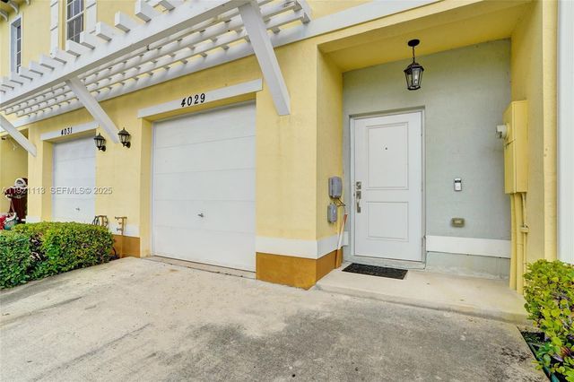 4029 NW 11th DR 4029, Lauderhill, FL 33313