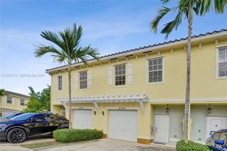 4029 NW 11th DR 4029, Lauderhill, FL 33313