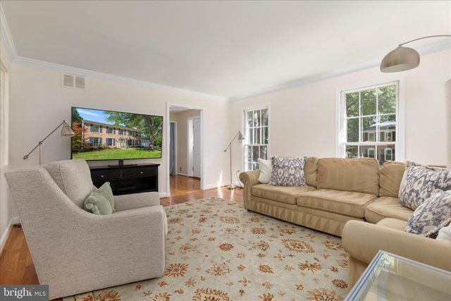 9617 VERDICT DR, Vienna, VA 22181