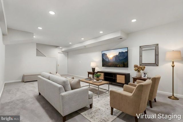9617 VERDICT DR, Vienna, VA 22181