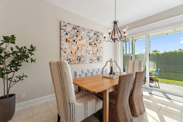 402 Resort Lane, Palm Beach Gardens, FL 33418