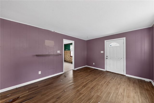 4545 Greenwich Village Avenue, Dayton, OH 45406
