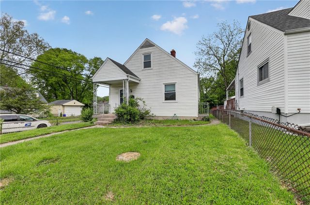 4545 Greenwich Village Avenue, Dayton, OH 45406