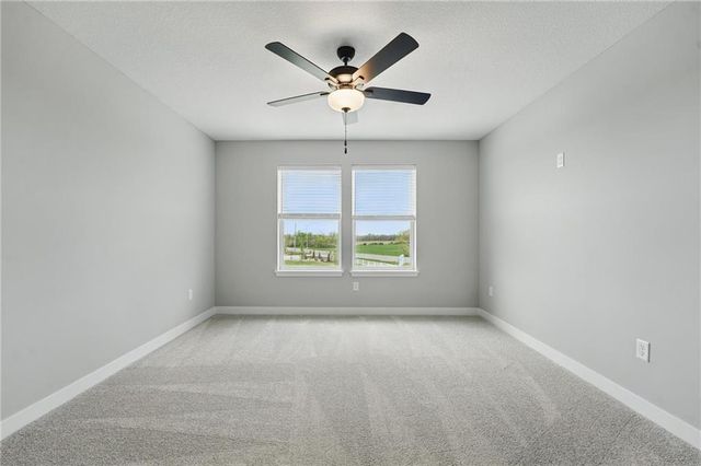 8810 SW 10th Street, Blue Springs, MO 64064