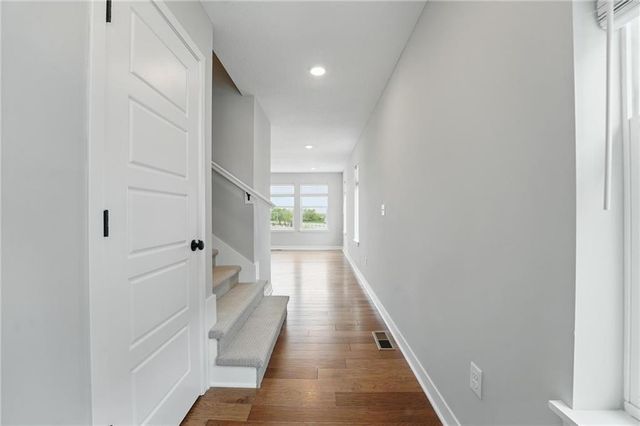 8810 SW 10th Street, Blue Springs, MO 64064