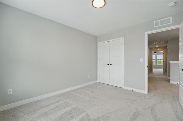 8810 SW 10th Street, Blue Springs, MO 64064