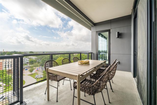 800 Embassy DR 602, Austin, TX 78702
