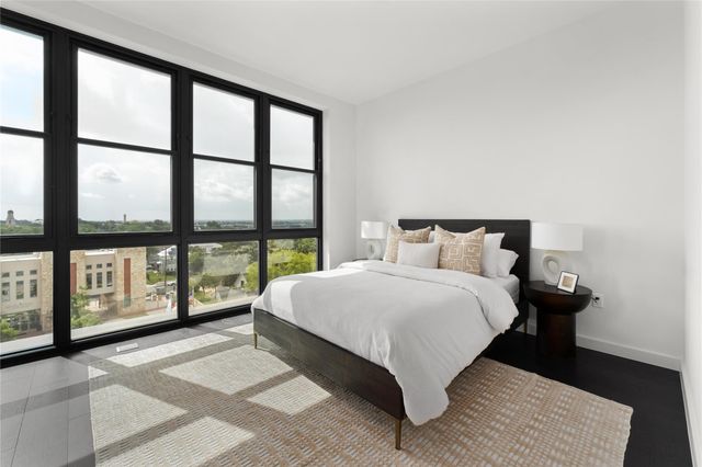 800 Embassy DR 602, Austin, TX 78702