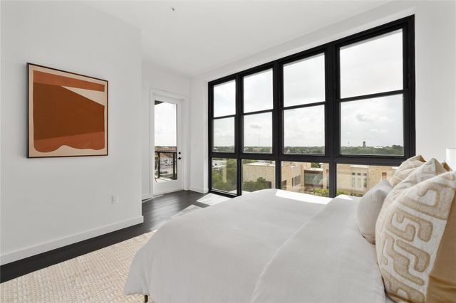 800 Embassy DR 602, Austin, TX 78702