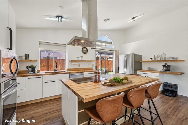 29674 Saint Andrews Court, Murrieta, CA 92563