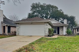 16915 Tranquil Drive, Sugar Land, TX 77498