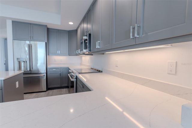 125 ISLAND WAY 503, Clearwater Beach, FL 33767