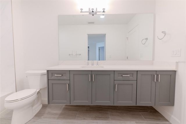 125 ISLAND WAY 503, Clearwater Beach, FL 33767