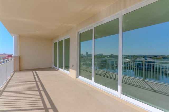 125 ISLAND WAY 503, Clearwater Beach, FL 33767