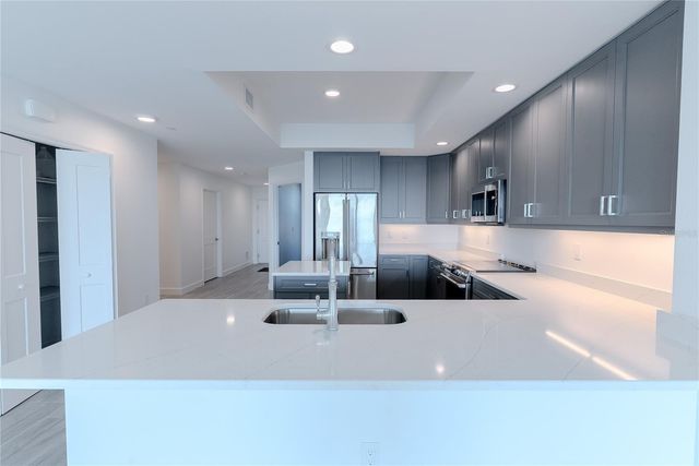 125 ISLAND WAY 503, Clearwater Beach, FL 33767