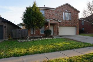 5613 Penwell Drive, Fort Worth, TX 76135