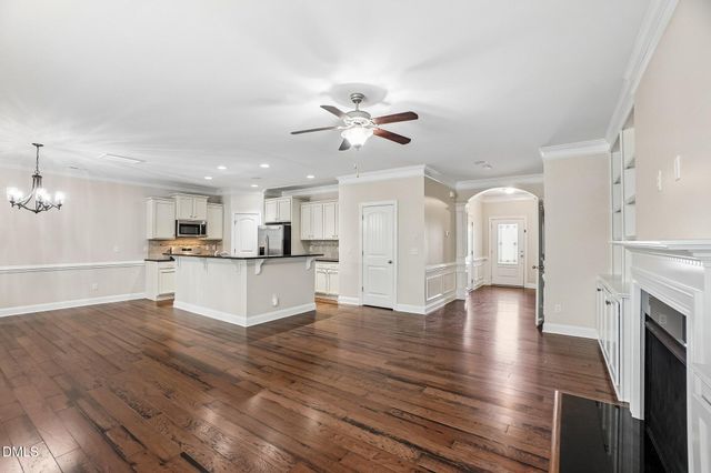 17 Flowers Crest Way, Clayton, NC 27527