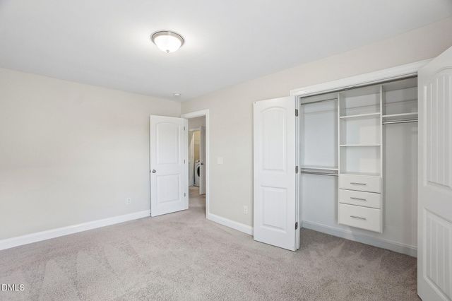 17 Flowers Crest Way, Clayton, NC 27527