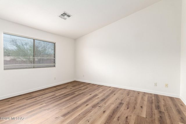 6672 S Yellow Rattle Court, Tucson, AZ 85756