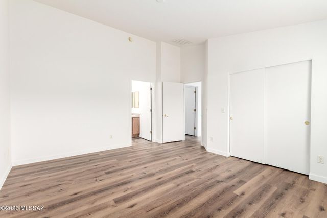 6672 S Yellow Rattle Court, Tucson, AZ 85756