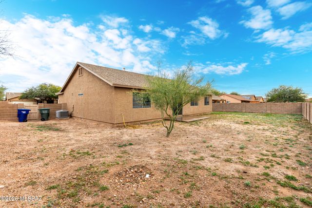 6672 S Yellow Rattle Court, Tucson, AZ 85756