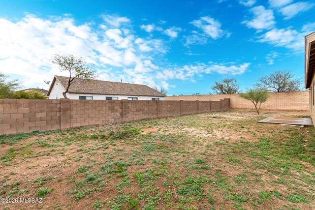 6672 S Yellow Rattle Court, Tucson, AZ 85756