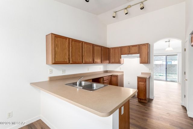 6672 S Yellow Rattle Court, Tucson, AZ 85756