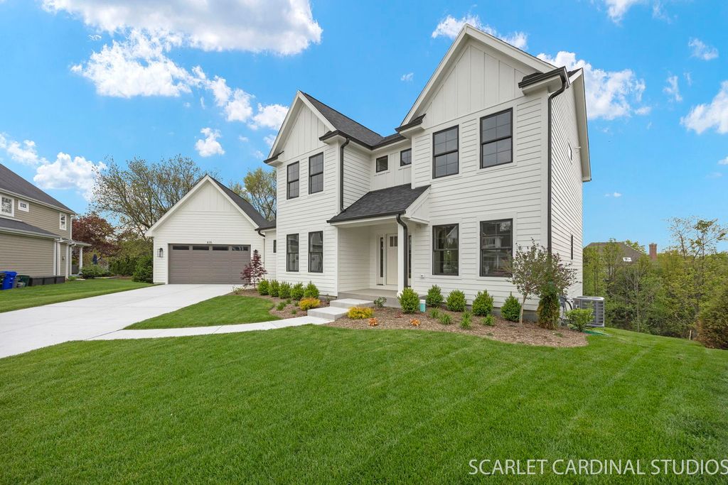835 Avon Court, Glen Ellyn, IL 60137 — photo 3