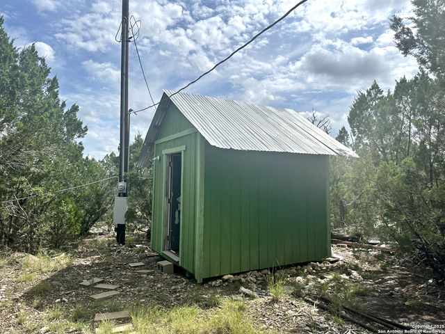 0 SD 24740, Rocksprings, TX 78880
