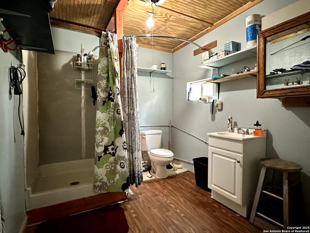 0 SD 24740, Rocksprings, TX 78880