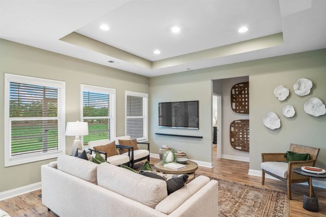 1156 NW Forest Bend Dr NW, Calabash, NC 28467