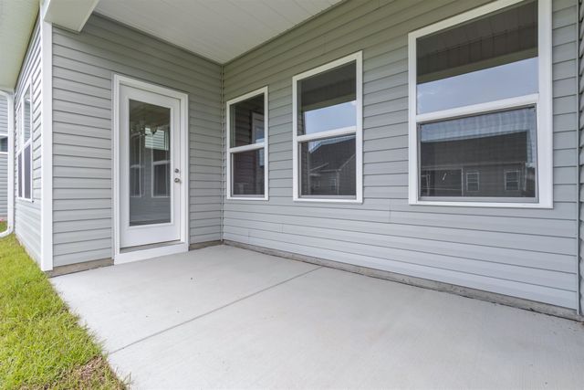 1156 NW Forest Bend Dr NW, Calabash, NC 28467