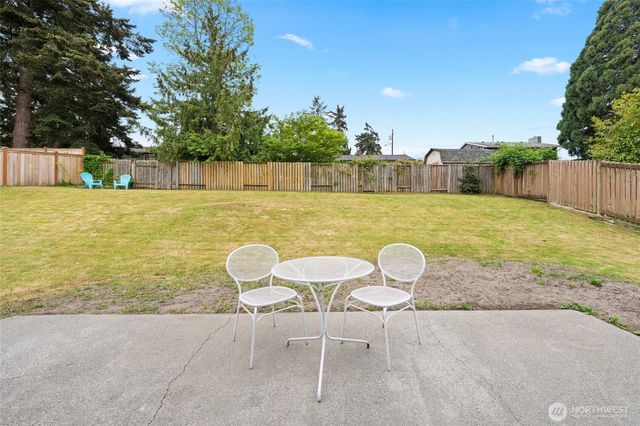 2309 S 249th Street, Kent, WA 98032