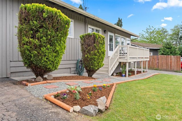 2309 S 249th Street, Kent, WA 98032