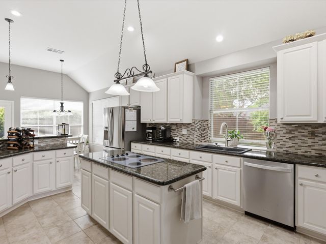 1917 Vintage Drive, Corinth, TX 76210