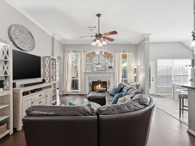 1917 Vintage Drive, Corinth, TX 76210