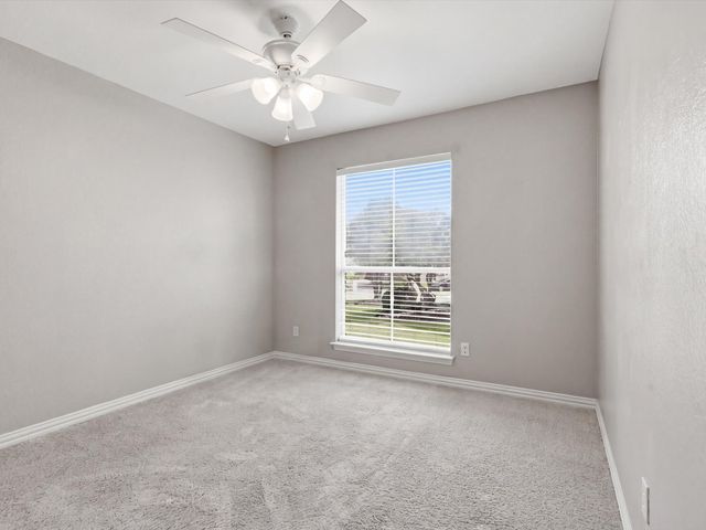 1917 Vintage Drive, Corinth, TX 76210