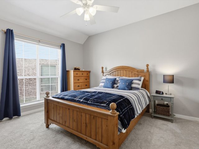 1917 Vintage Drive, Corinth, TX 76210