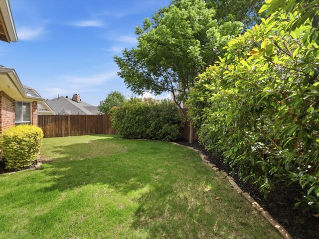 1917 Vintage Drive, Corinth, TX 76210