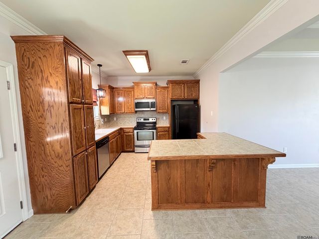 40325 Coldwater Landing Ave, Gonzales, LA 70737
