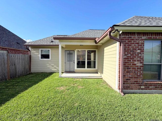 40325 Coldwater Landing Ave, Gonzales, LA 70737
