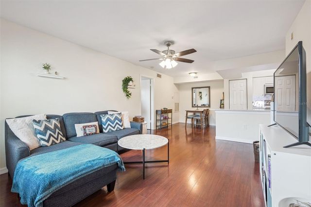 3032 PARKWAY BOULEVARD 305, Kissimmee, FL 34747