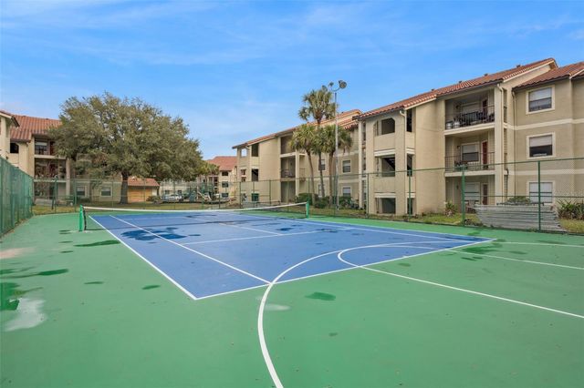 3032 PARKWAY BOULEVARD 305, Kissimmee, FL 34747